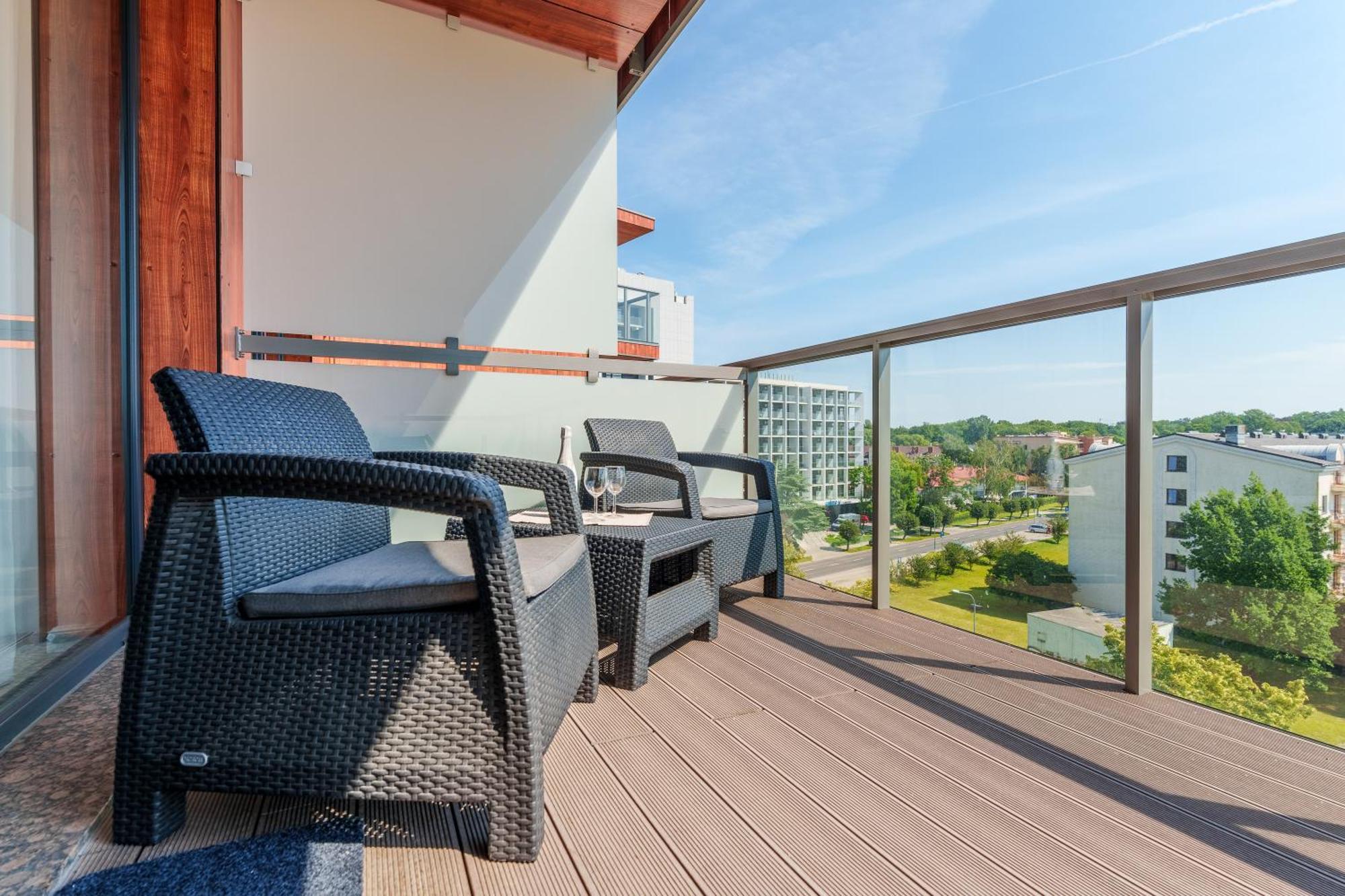 Apartament Delux Kasprowicza 20C Prywatny Parking Basen Sauna Oraz Silownia W Cenie Колобжег Екстериор снимка
