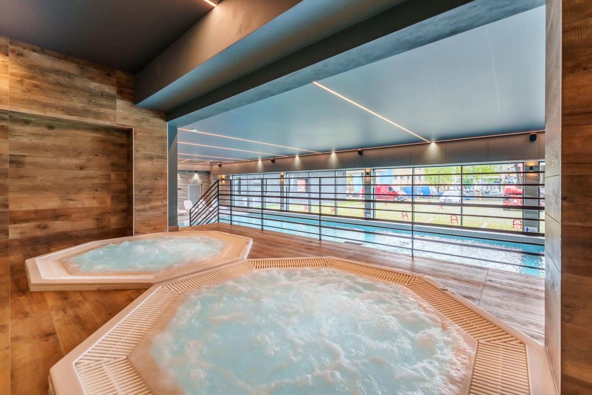 Apartament Delux Kasprowicza 20C Prywatny Parking Basen Sauna Oraz Silownia W Cenie Колобжег Екстериор снимка
