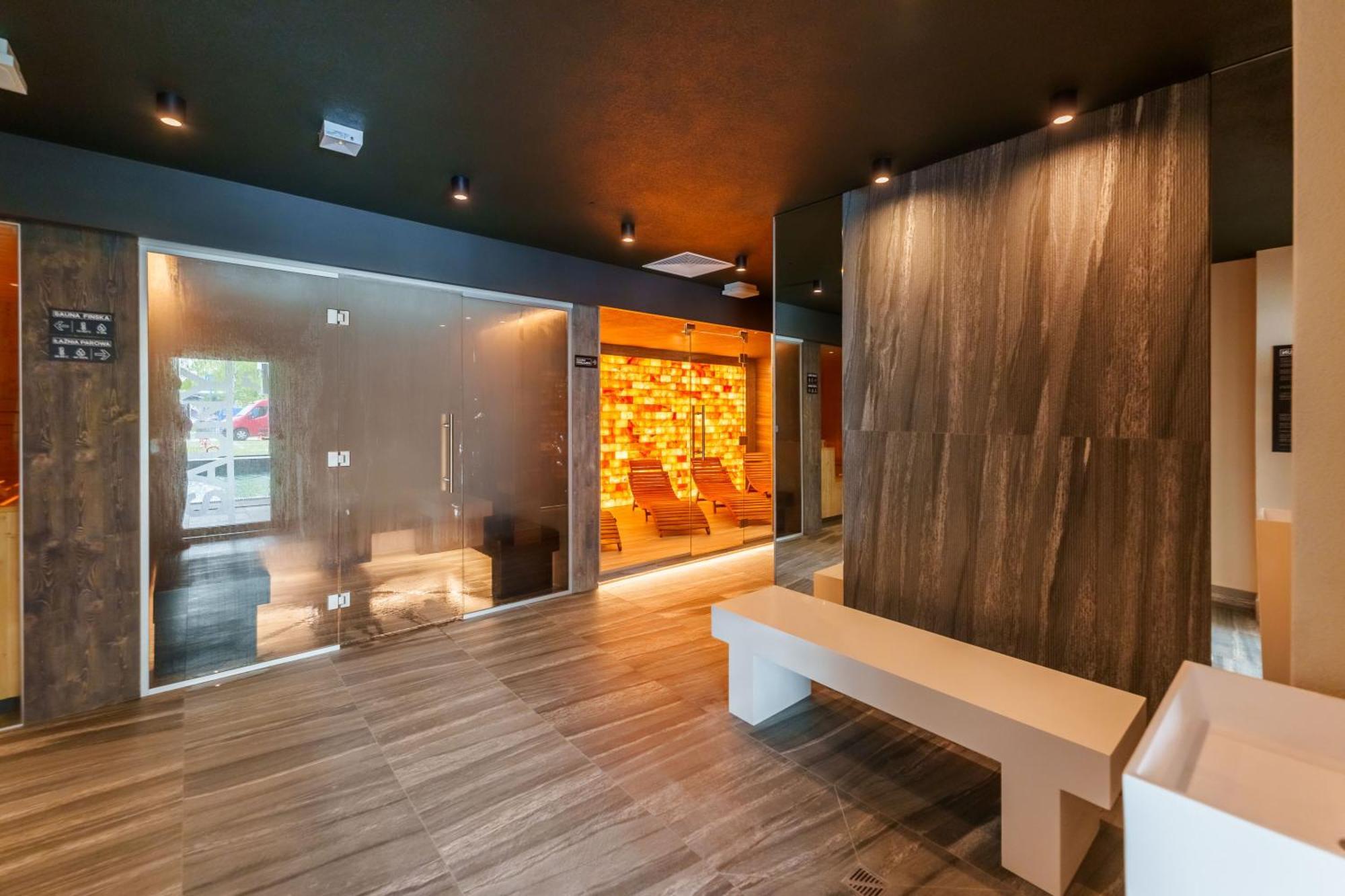 Apartament Delux Kasprowicza 20C Prywatny Parking Basen Sauna Oraz Silownia W Cenie Колобжег Екстериор снимка
